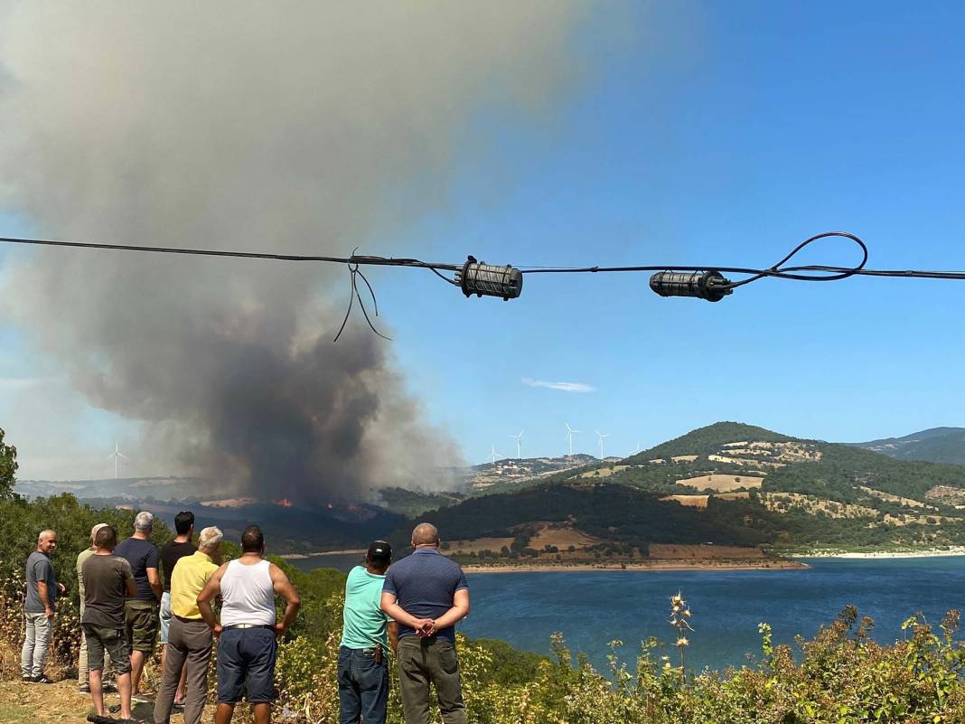 Çanakkale'de orman yangını: Havadan karadan müdahale ediliyor 4